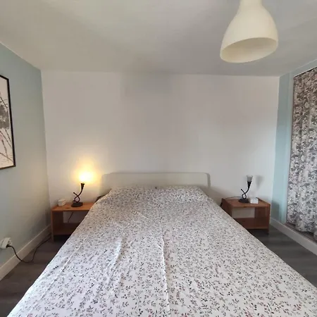 Mas Blauet - With 2 And Shared Pool Holiday home